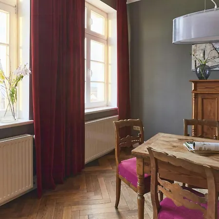 Stylish With Garden View *