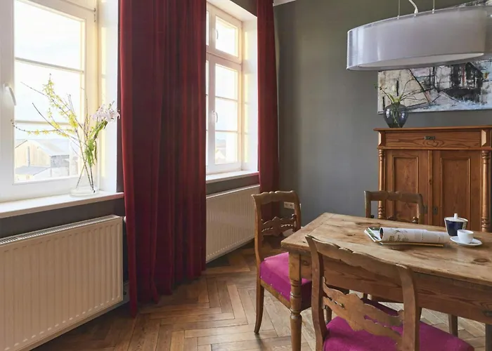 Stylish With Garden View *